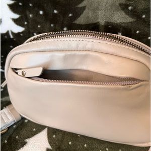 Andar Indie Leather Belt Bag- Excellent Condition